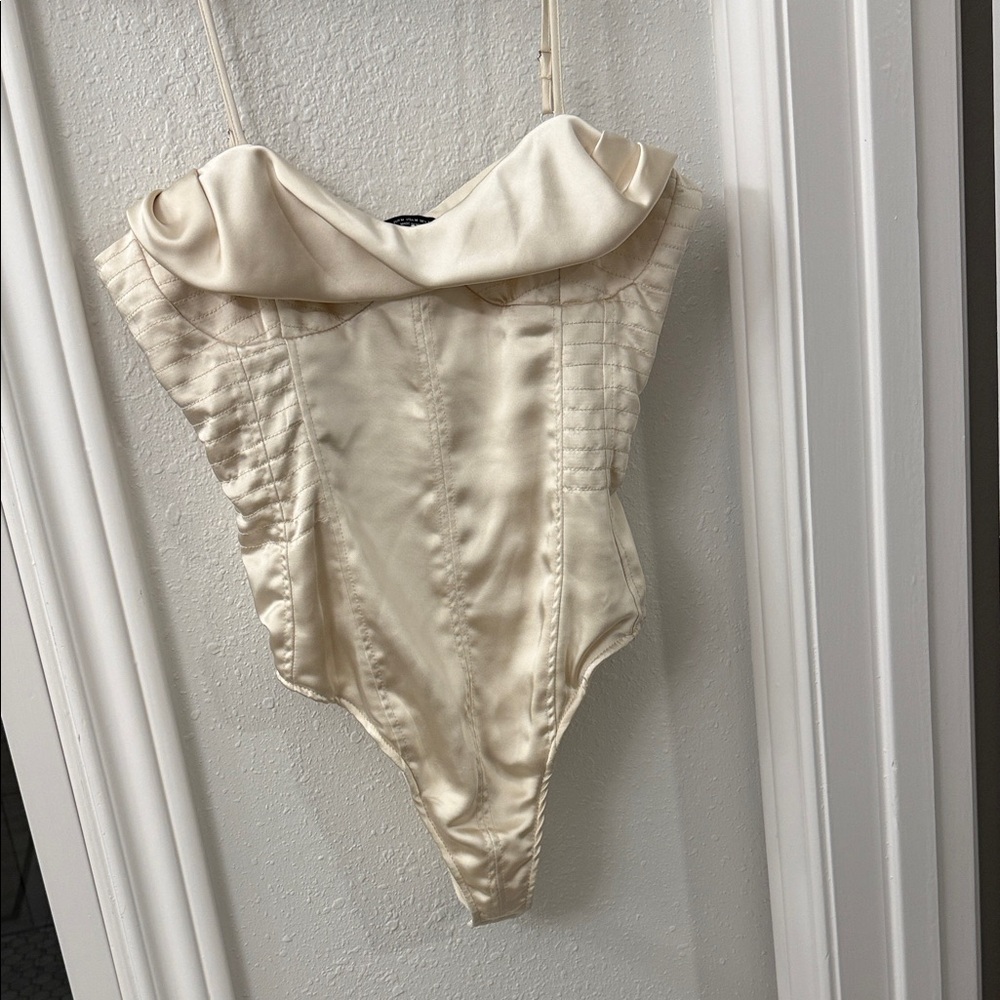 Zara Cream Satin Bodysuit size M